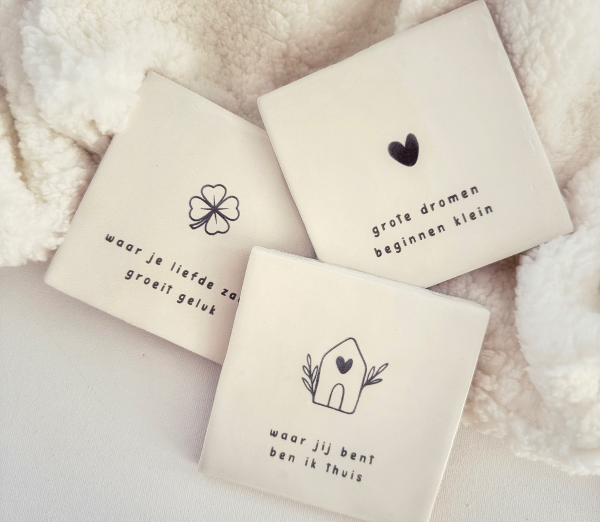 Gegraveerde tegeltjes